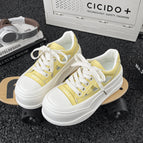 Light yellow / 35