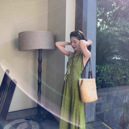 Green French V-Neck Sleeveless Halterneck Floral Dress Women's Summer 2025 New Seaside Vacation Long Dress