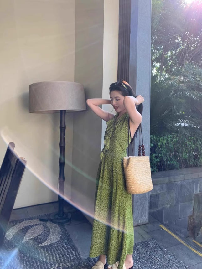 Green French V-Neck Sleeveless Halterneck Floral Dress Women's Summer 2025 New Seaside Vacation Long Dress