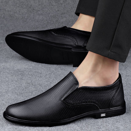 Men's Leather Shoes British Style Low-top Leather Retro Round Toe Leather Shoes Fashionable Formal Dress Fashionable Leggings Loafers