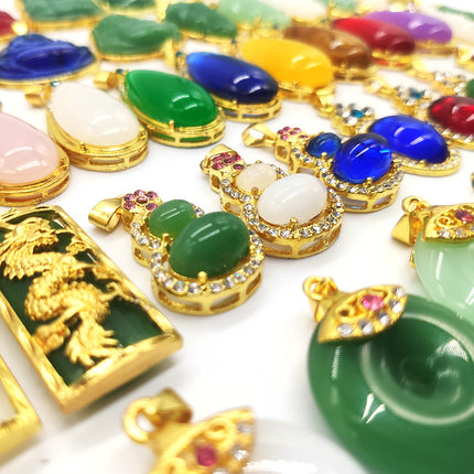 Ancient sand gold imitation jade gold-plated necklace jade brave Guanyin Buddha pendant live welfare drainage small gift supply