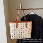 Off-white without accessories