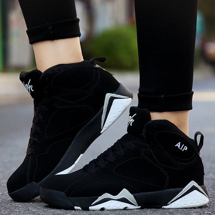 Autumn New Sports Shoes for Men, Height-Increasing Sneakers, British Style Couple Basketball Shoes, Korean Fashion Running Shoes for Men