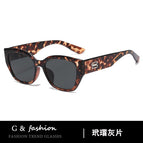 Tortoiseshell gray flakes