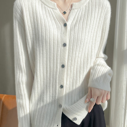 Autumn and Winter New Versatile Loose Sweater Niche Short Cardigan with Round V-Neck Design Ribbed Knit for Women