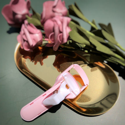 Marianne Wide-Angle Eyelash Curler Student Party Affordable Marianne Eyelash Curler for Female Beginners