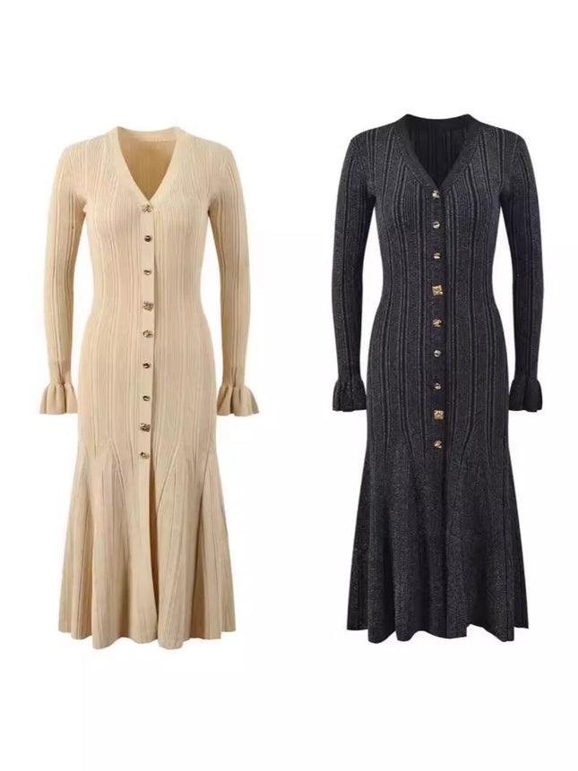French-Style Waist-Cinching Long Dress for Women with Gold Thread V-Neck and Gold Button Single-Breasted Design, 2026 Autumn and Winter New Model, Elegant Slim-Fit Knit Dress