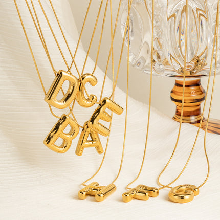 Cross-border fashion sense Europe and the United States 26 English letter pendant smooth bubble letter necklace women wholesale