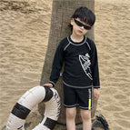 Black swimsuit + swimming cap 6072 / 120cm