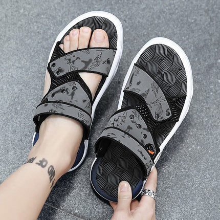Men's Sandals Summer 2025 New Outer Wear Wear-Resistant Vietnamese Beach Slippers Sports Driving Sandals