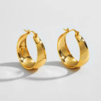 Stamped cambered earrings 25mm gold MS-043