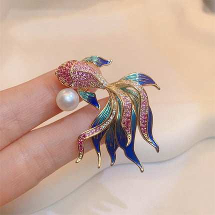 Goldfish Zircon Brooch / Broche Poisson Zircon