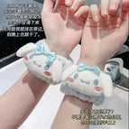 2 blue wrists/cinnamon dogs