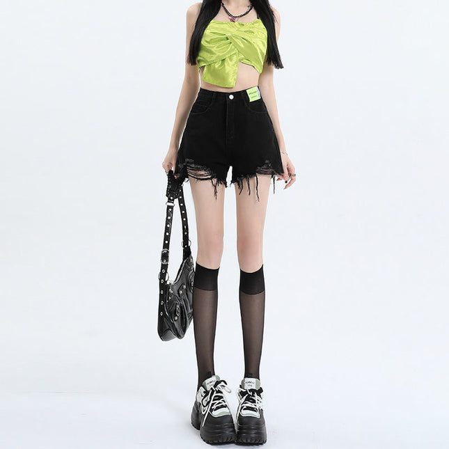 2025 New Black Ripped Denim Shorts for Female Summer Students Loose Straight Brushed High Waist Slimming Look A-Line Hot Pants