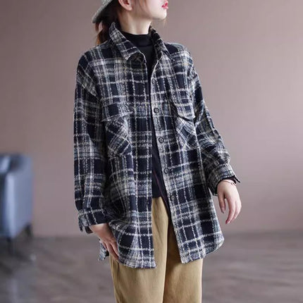 Autumn 2024 New Plaid Shirt Women's Loose Retro Thickened Scrub Shirt Jacket Design Niche Top