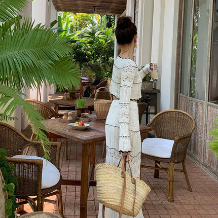 Spring and Summer Moonlight Knitted Tops and Skirts Two-Piece Set, Fashionable and Elegant, Early Spring Wear, a Complete Set, Lazy