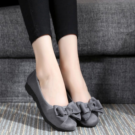 Old Beijing Cloth Shoes Women's Polyurethane Black Work Shoes Flat Bottom Lazy One-Step Pea Shoes Lightweight and Comfortable for Foot Care