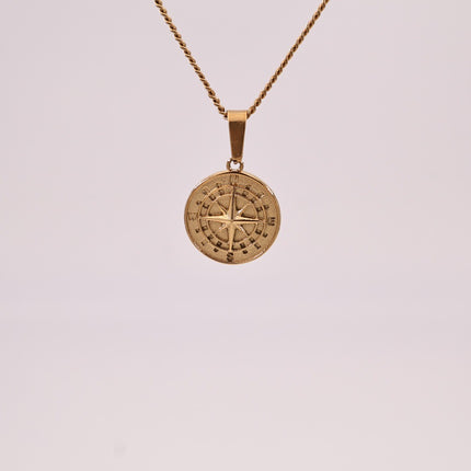 Classic Stainless Steel Compass Compass Necklace North Star Pendant Sweater Chain Men's and Women's Clavicle Chain Plated with 18K Gold
