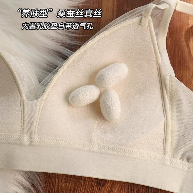 Summer sweet fairy pure desire small chest bra! Thin Gauze Triangle Cup Bra Mulberry Silk Silk Underwear Comfortable Cover