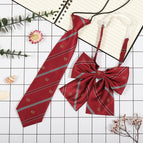 Wine red crown (tie collar flower)