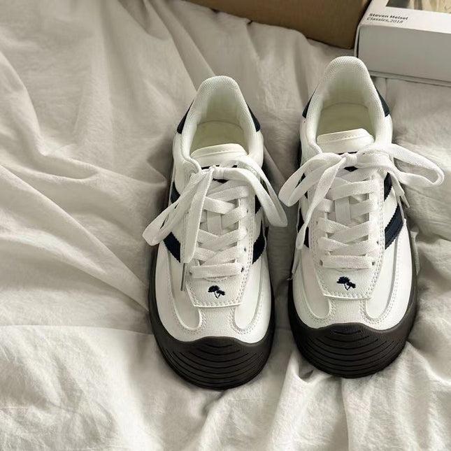 Niche Retro Moral Training Shoes Women's 2024 Summer New Breathable White Shoes Easiest for Match Casual Sneakers ins Trendy and Returns