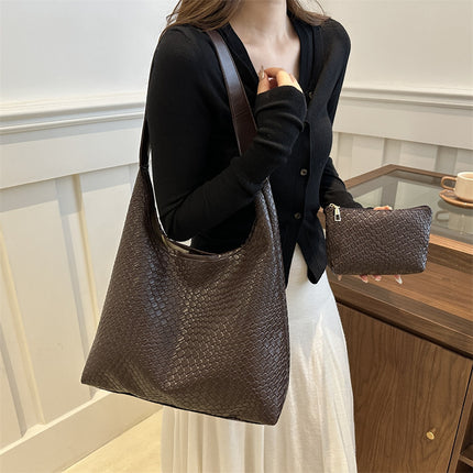 This Year's Popular Bags for Women 2025 New High-End Retro Shoulder Bag Large Capacity Commuter Tote Bucket Bag