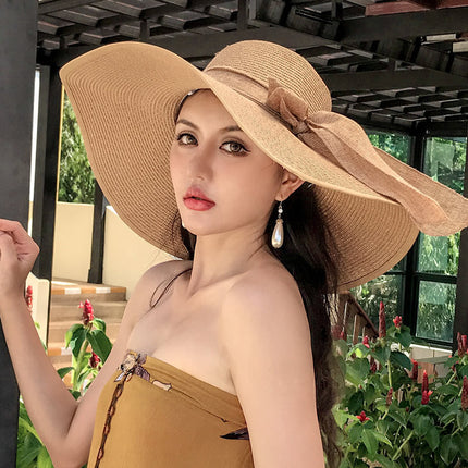 [Great Value] French Style Socialite Flat Top Hat 2025 New Summer Elegant Pearl String Sunshade Woven Straw Hat