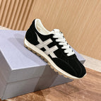 Black / 35