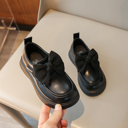 Girls' leather shoes autumn 2024 new children's shoes bean shoes little girl princess western style performance shoes wholesale