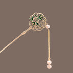 F0538 Green bamboo leaves
