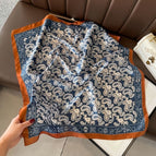 124 # Square towel 70cm