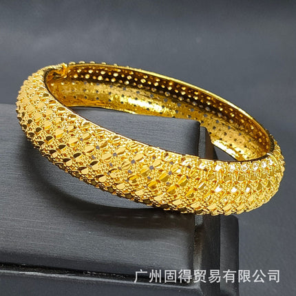 24K Gold Dubai Stereo Carved Buckle Bracelet Non-Fading Women's Middle East Dubai Jewelry Vietnamese Sand Gold Bracelet