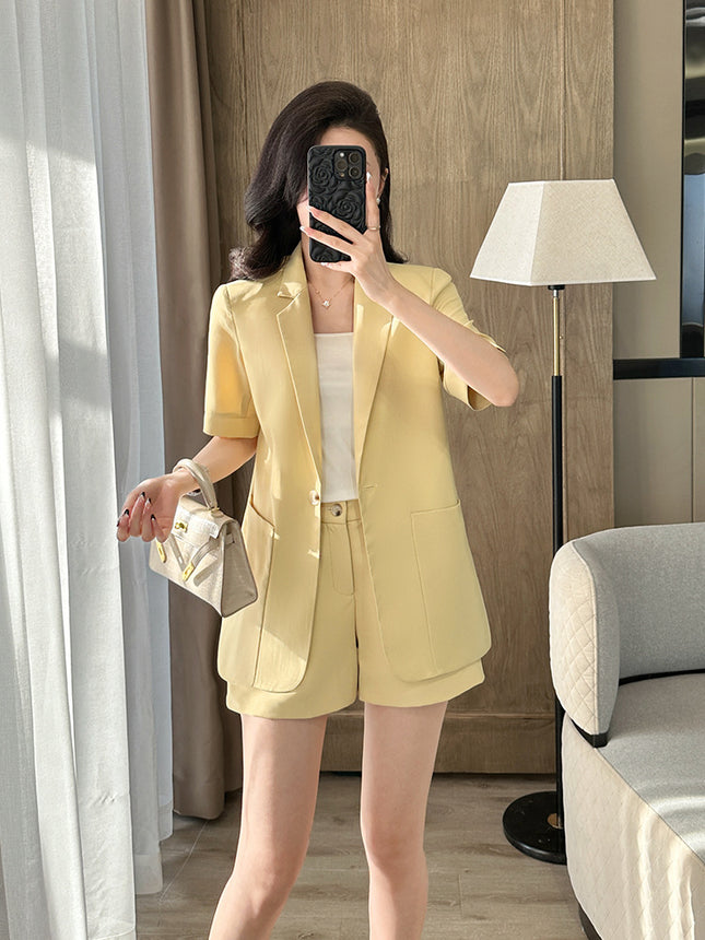 Black Short-Sleeved Suit Jacket for Women Thin Summer 2025 New Casual Petite Suit Shorts Professional Suit