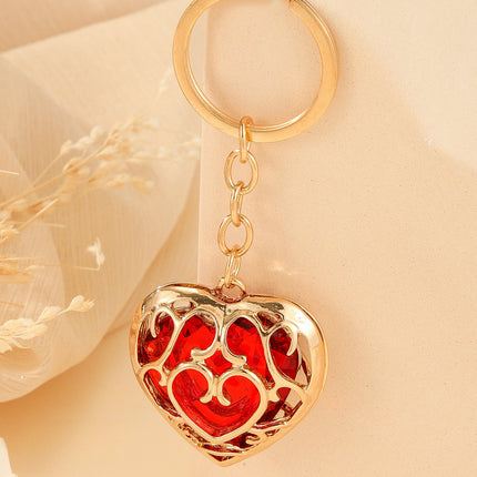 European and American Cross-Border Zelda Game Merchandise Breath of the Wild Keychain Personalized Hollow Heart-Shaped Alloy Accessory