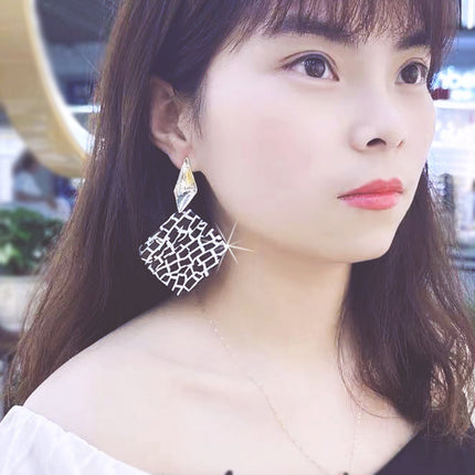 European and American Temperament Exaggerated Black and White Plaid Square Acetic Acid Large Earrings Cross-border Advanced Sense S925 Silver Pin Earrings Earrings