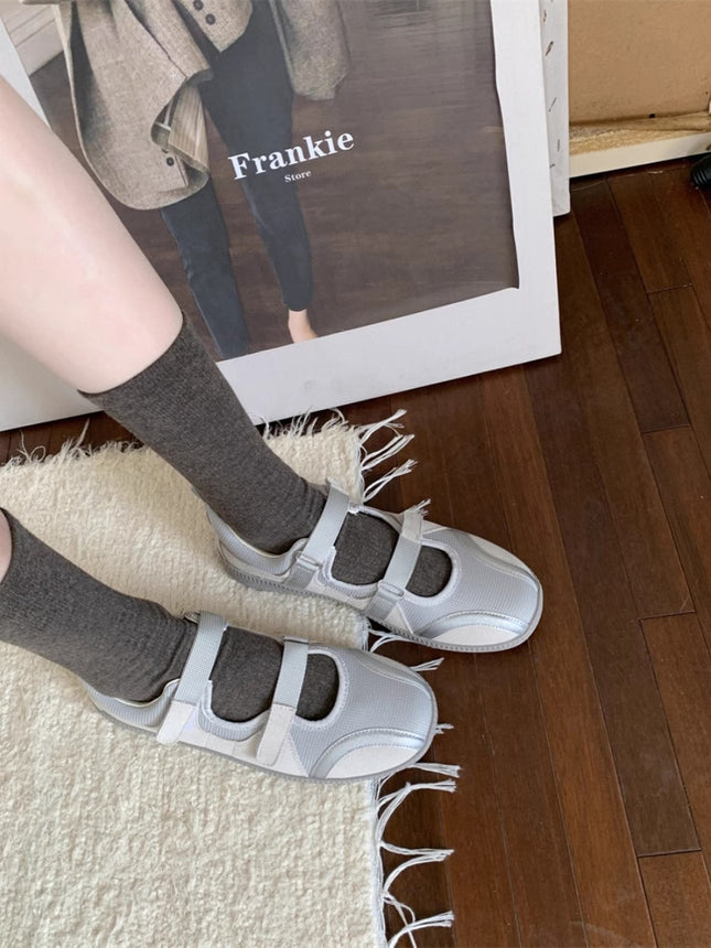 2025 Spring and Autumn New Shallow Flat White Shoes Flat Round Toe Single-layer Shoes Lazy Style Korean Style Retro German Training Shoes for Women