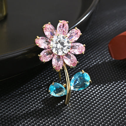 Clear and Cute Pink and Blue Zirconium Flower Brooch, Shiny Niche Exquisite Corsage, Anti-Exposure Fixed Clothing Pin Accessories