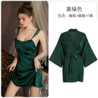 Green suit / L