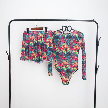 2025 European and American Cross-Border One-Piece Bikini Emuпальunnк Sun Protection Swimsuit Shorts Two-Piece Set