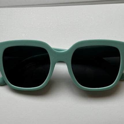 Women's Sunglasses Classic Elegant Ultra-light Sunglasses Men's Tiktok Internet Popular Explosions Sunglasses Stall