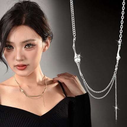 Factory direct pearl tassel personality star mans tassel necklace women's niche light luxury temperament neck chain all-match autumn and winter chain