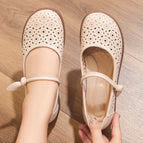 Beige hole style / 35