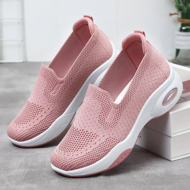 Women's Shoes 2026 Summer New Style Mesh Breathable Casual Slip-On Mesh Shoes Versatile Soft Sole Comfortable Mom Shoes