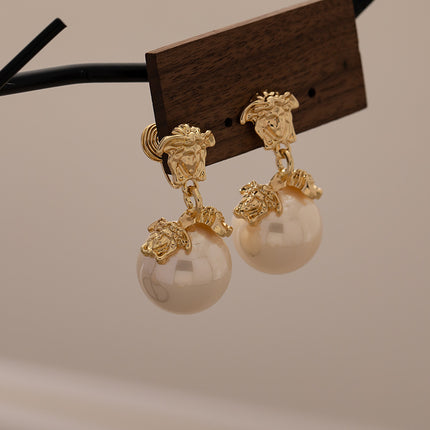 Ear-less Earrings French Vintage Court Style Metal Pearl Pendant Earrings Fashionable Personalized Mosquito Incense Plate Earrings for Women