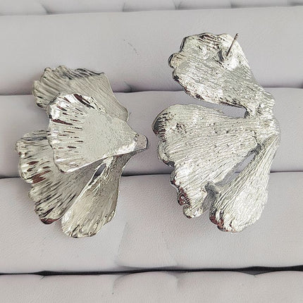 ZA Retro Light Luxury Style Gold Leaf Exaggerated Design Sense Multi-layer Flower Leaf Ginkgo Leaf Advanced Sense Personalized Earrings