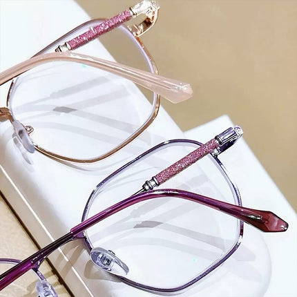 New vintage high-end feeling temperament age-reducing reading glasses wholesale high-end women's fashion slimming anti-blue light elderly glasses