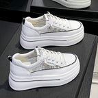 White/black (breathable mesh in summer) / 34