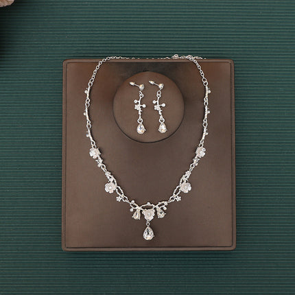 Korean Bride Necklace Earrings Two-piece Decorations Wedding Yarn Wedding Jewelry Wedding Accessories Dance Studio