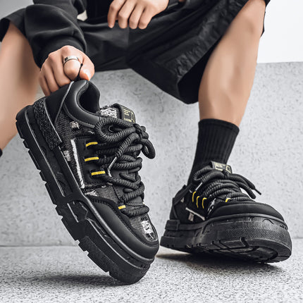 Autumn New Niche Original Trendy White Sneakers for Men, Ins Fashion Breathable Sports Height-Increasing Moral Training Design Versatile