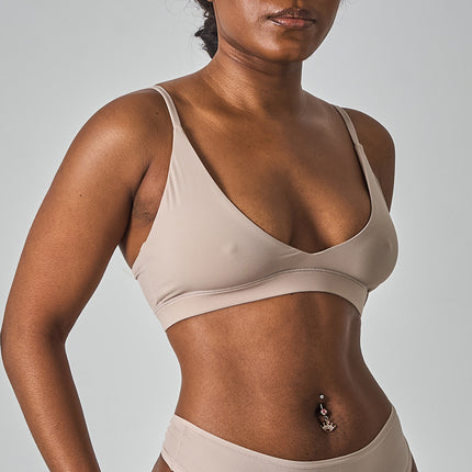 Ski Kardashian-Style Triangle Cup Bra Without Padding, Soft and Stretchy Thin Cup, Comfortable Versatile Tank Top Underwear Bra
